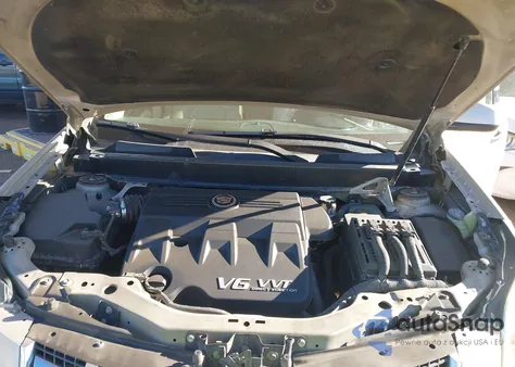 2011 Cadillac Srx Luxury Collection z USA, uszkodzony, nr VIN 3GYFNAEY0BS677149